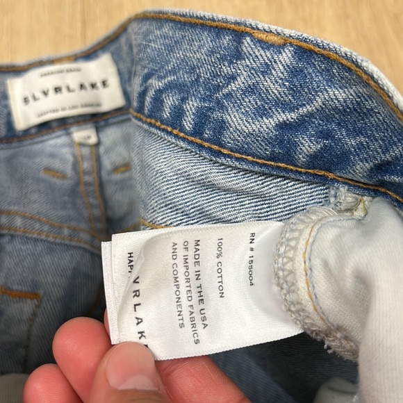 SLVRLAKE Dakota Jeans In Crosby Wash, Size 29 1358 - Picture 9 of 9